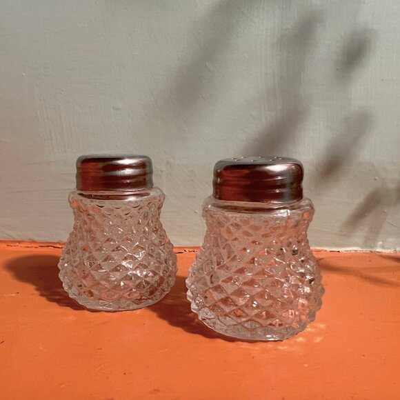 Mini Vintage Diamond Cut Glass Salt & Pepper Shakers - Picture 1 of 6